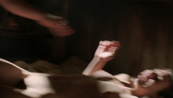 extant_GameOfThrones_2x02-TheNightLands_1842