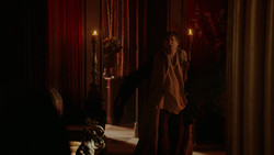 extant_GameOfThrones_2x02-TheNightLands_1999