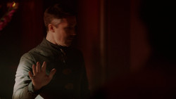 extant_GameOfThrones_2x02-TheNightLands_2014