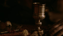 extant_GameOfThrones_2x02-TheNightLands_2440