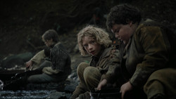 extant_GameOfThrones_2x02-TheNightLands_2874