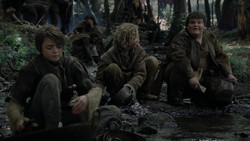 extant_GameOfThrones_2x02-TheNightLands_2896