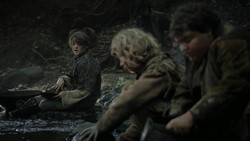 extant_GameOfThrones_2x02-TheNightLands_2938