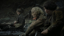extant_GameOfThrones_2x02-TheNightLands_2940