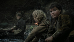 extant_GameOfThrones_2x02-TheNightLands_2944