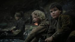 extant_GameOfThrones_2x02-TheNightLands_2945