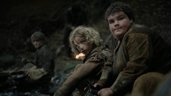 extant_GameOfThrones_2x02-TheNightLands_2957