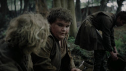 extant_GameOfThrones_2x02-TheNightLands_2993