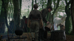 extant_GameOfThrones_2x02-TheNightLands_3042