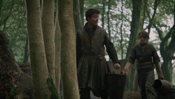 extant_GameOfThrones_2x02-TheNightLands_3096