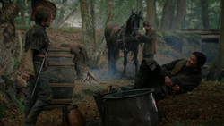 extant_GameOfThrones_2x02-TheNightLands_3274