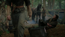 extant_GameOfThrones_2x02-TheNightLands_3278