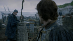 extant_GameOfThrones_2x02-TheNightLands_3328