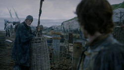 extant_GameOfThrones_2x02-TheNightLands_3329