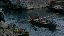 extant_GameOfThrones_2x02-TheNightLands_3416