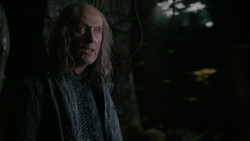 extant_GameOfThrones_2x02-TheNightLands_3817