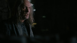 extant_GameOfThrones_2x02-TheNightLands_3821