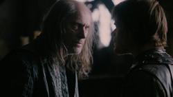 extant_GameOfThrones_2x02-TheNightLands_3837