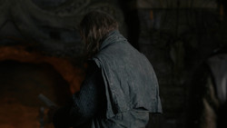 extant_GameOfThrones_2x02-TheNightLands_3871