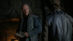 extant_GameOfThrones_2x02-TheNightLands_3909
