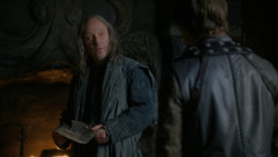 extant_GameOfThrones_2x02-TheNightLands_3910