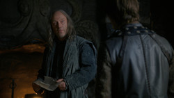 extant_GameOfThrones_2x02-TheNightLands_3912