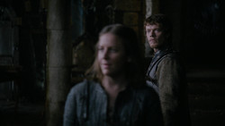 extant_GameOfThrones_2x02-TheNightLands_3930