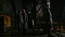 extant_GameOfThrones_2x02-TheNightLands_3971