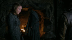 extant_GameOfThrones_2x02-TheNightLands_4020