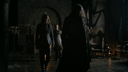 extant_GameOfThrones_2x02-TheNightLands_4057