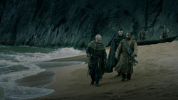 extant_GameOfThrones_2x02-TheNightLands_4124
