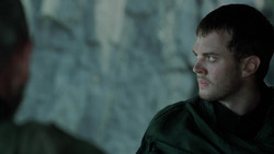 extant_GameOfThrones_2x02-TheNightLands_4255