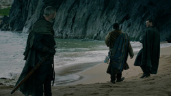 extant_GameOfThrones_2x02-TheNightLands_4423
