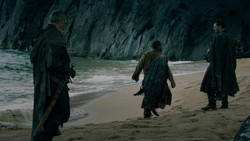 extant_GameOfThrones_2x02-TheNightLands_4425