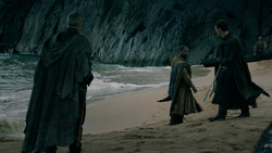 extant_GameOfThrones_2x02-TheNightLands_4427