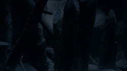 extant_GameOfThrones_2x02-TheNightLands_5271