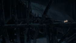 extant_GameOfThrones_2x02-TheNightLands_5305