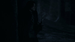 extant_GameOfThrones_2x02-TheNightLands_5392