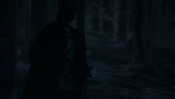 extant_GameOfThrones_2x02-TheNightLands_5399