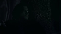 extant_GameOfThrones_2x02-TheNightLands_5437