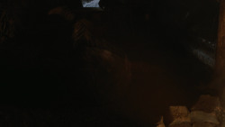 extant_GameOfThrones_2x03-WhatIsDeadMayNeverDie_0003