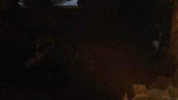 extant_GameOfThrones_2x03-WhatIsDeadMayNeverDie_0004