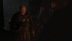 extant_GameOfThrones_2x03-WhatIsDeadMayNeverDie_0025