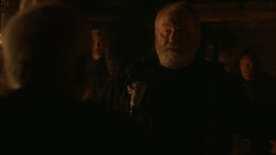 extant_GameOfThrones_2x03-WhatIsDeadMayNeverDie_0028