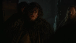 extant_GameOfThrones_2x03-WhatIsDeadMayNeverDie_0048