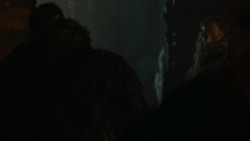 extant_GameOfThrones_2x03-WhatIsDeadMayNeverDie_0055