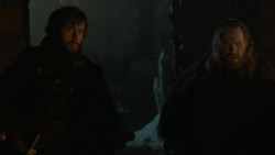 extant_GameOfThrones_2x03-WhatIsDeadMayNeverDie_0063