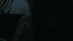 extant_GameOfThrones_2x03-WhatIsDeadMayNeverDie_0071