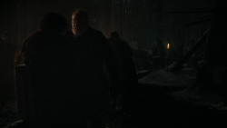 extant_GameOfThrones_2x03-WhatIsDeadMayNeverDie_0098
