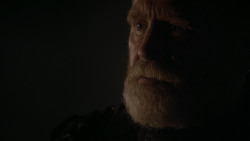 extant_GameOfThrones_2x03-WhatIsDeadMayNeverDie_0123